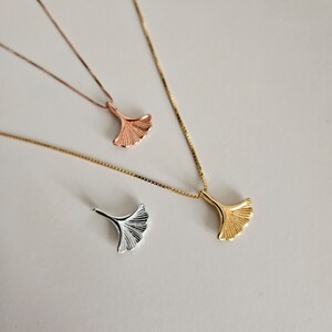 Charm / ciondolo a forma di foglia di Ginkgo in argento925 immagine 2