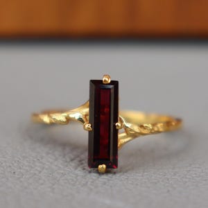Long Bar Garnet Dainty Ring, 14K Gold Filled Ring, Garnet Ring, Twisted Ring, Nature Inspire Ring, Sterling Silver Garnet Ring Gift For Her