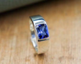 Natural Sapphire Ring ~ Solid 925 Sterling Silver Ring ~ Men's Signet Ring ~ Handmade Signet Ring ~ Blue Sapphire Signet Ring ~ Gift Ring