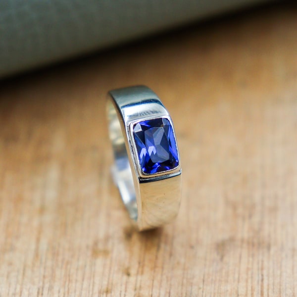 Natural Sapphire Ring ~ Solid 925 Sterling Silver Ring ~ Men's Signet Ring ~ Handmade Signet Ring ~ Blue Sapphire Signet Ring ~ Gift Ring