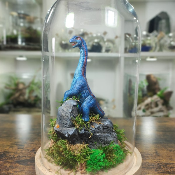 Diorama dinosaure brachiosaure sculpté et peint à la main • Figurine de collection numérotée • mousse, polystyrène, verre, citrine
