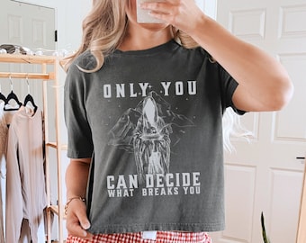 何があなたを壊すのかは、あなただけが決められる ライセンス商品 Acotar Merch Sarah J Maas Merch Acotar Boxy Tシャツ Feyre Acotar Tシャツ Velaris シャツ