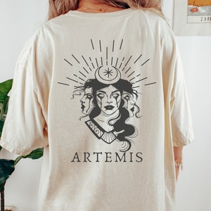 Artemis Shirt Artemis Göttin Mythologie Shirt griechische Mythologie Shirt Dichter Shirt griechische Göttin Licht Academia Shirt griechische Kleidung Buch Merch