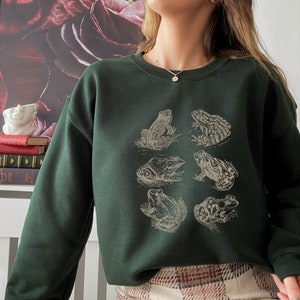 Frog Sweatshirt Frog Sweater Goblincore Clothing Forestcore Clothing Goblincore Sweater Frog Shirt Dark Academia Cottagecore Sweater