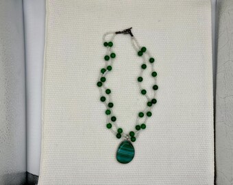 Aventurine pendant necklace with faceted  moonstones and aventurine bead chain
