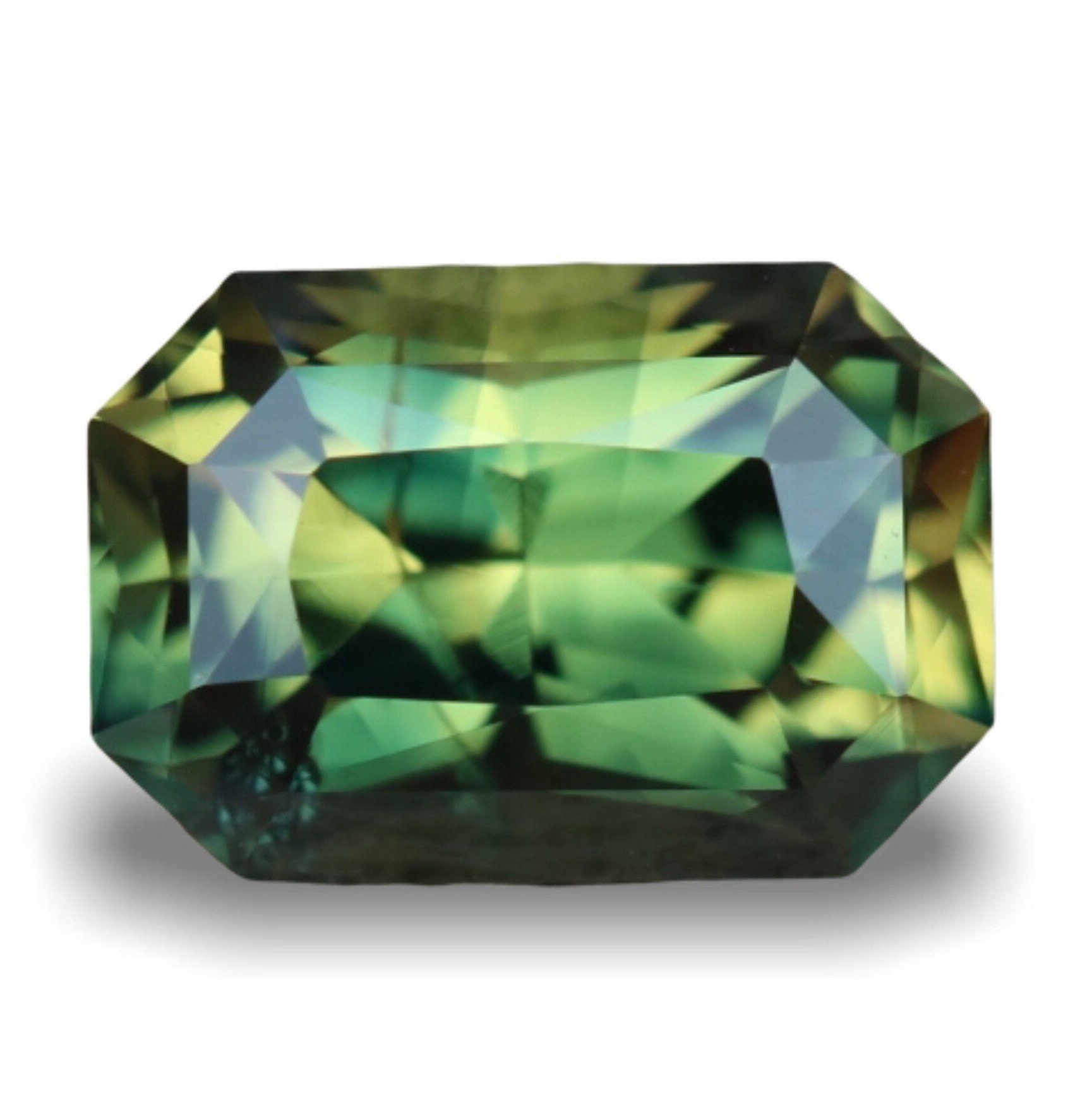 Australian Parti Sapphire 2.74 CT Green Sapphire Teal Sapphire