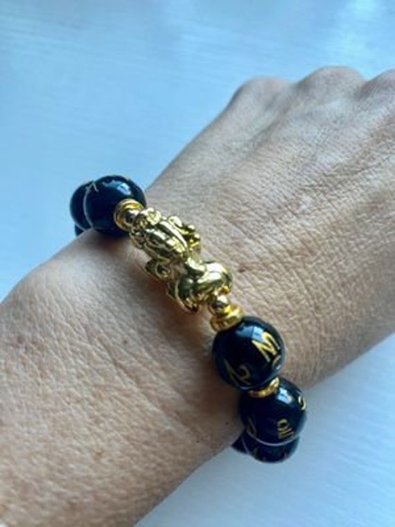 VERYOND 24K Gold Plated Brave-Troops Feng Shui Bracelet - Natural Obsidian Beads For Wealth & Luck (12mm, One Size)