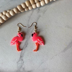 Handgemachte Ohrringe aus Polymer Clay | Flamingo Ohrringe | Sommer Ohrringe | Strand Ohrringe