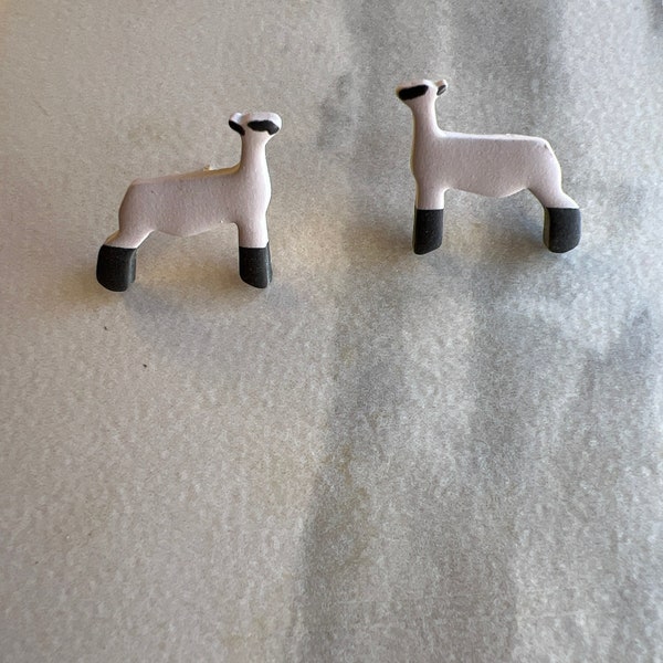 Boucles d'oreilles mouton en pâte polymère