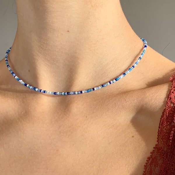 Louana~ Perlenkette Kette blau bunt Glasperlen Rocailles Personalisierbar Choker