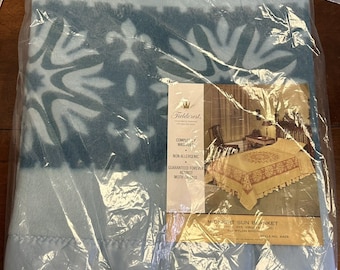 Vtg Fieldcrest Midnight Sun Rayon Acrylic Nylon Binding Blanket 72" x 90" NEW