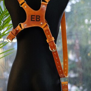 Personalized Leather Camera Strap – Adjustable DSLR/SLR Harness – Custom Engraved Photographer Gift
