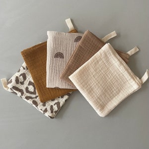 Minifolk Set of 5 Absorbent Muslin Baby Burb Cloths| 4 Layers Soft Cotton | Baby Bib | Baby Cloth | New Baby Gift Set | Baby Shower Gift
