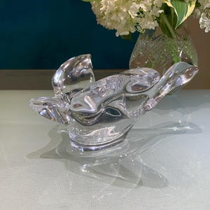 Vintage Princess House Handblown Art Glass Dove Figurine. Decor/Trinket/Candy Winged Bowl. Please read the description.