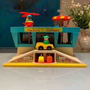 Vintage Fisher Price Play Family Deluxe Little People Airport with Extras Please Read the Description. image 3