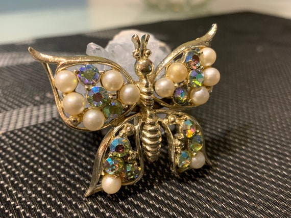 Vintage Rhinestone and Faux Pearl Butterfly Brooc… - image 3