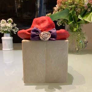 Vintage Ceramic Red Hat Society Paper Weight/Knick Knack. Please read the description.