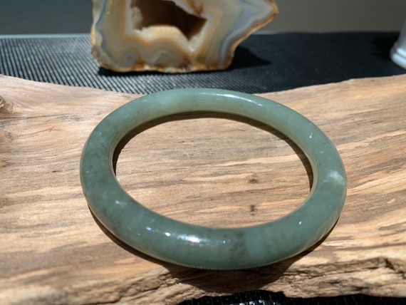 Vintage Hand Carved Jade Bangle. - image 9