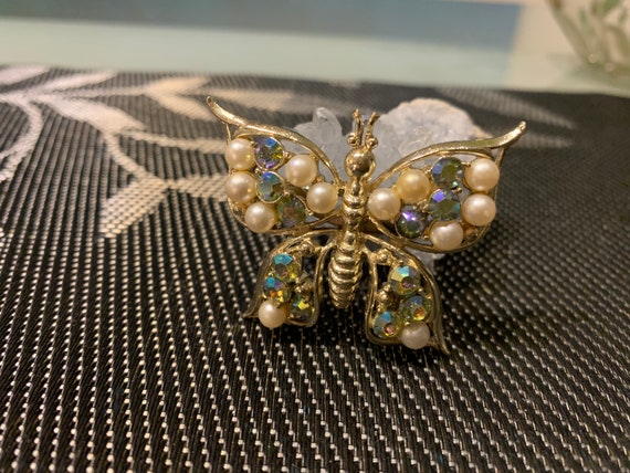 Vintage Rhinestone and Faux Pearl Butterfly Brooc… - image 2