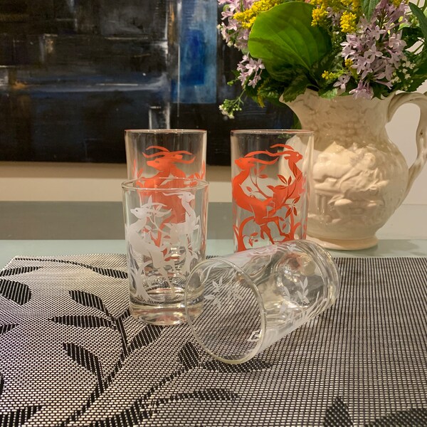 Vintage Gazelle Glassware: Set of 4