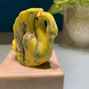Vintage Miniature Porcelain Swan Flower Vase. Please read the description.
