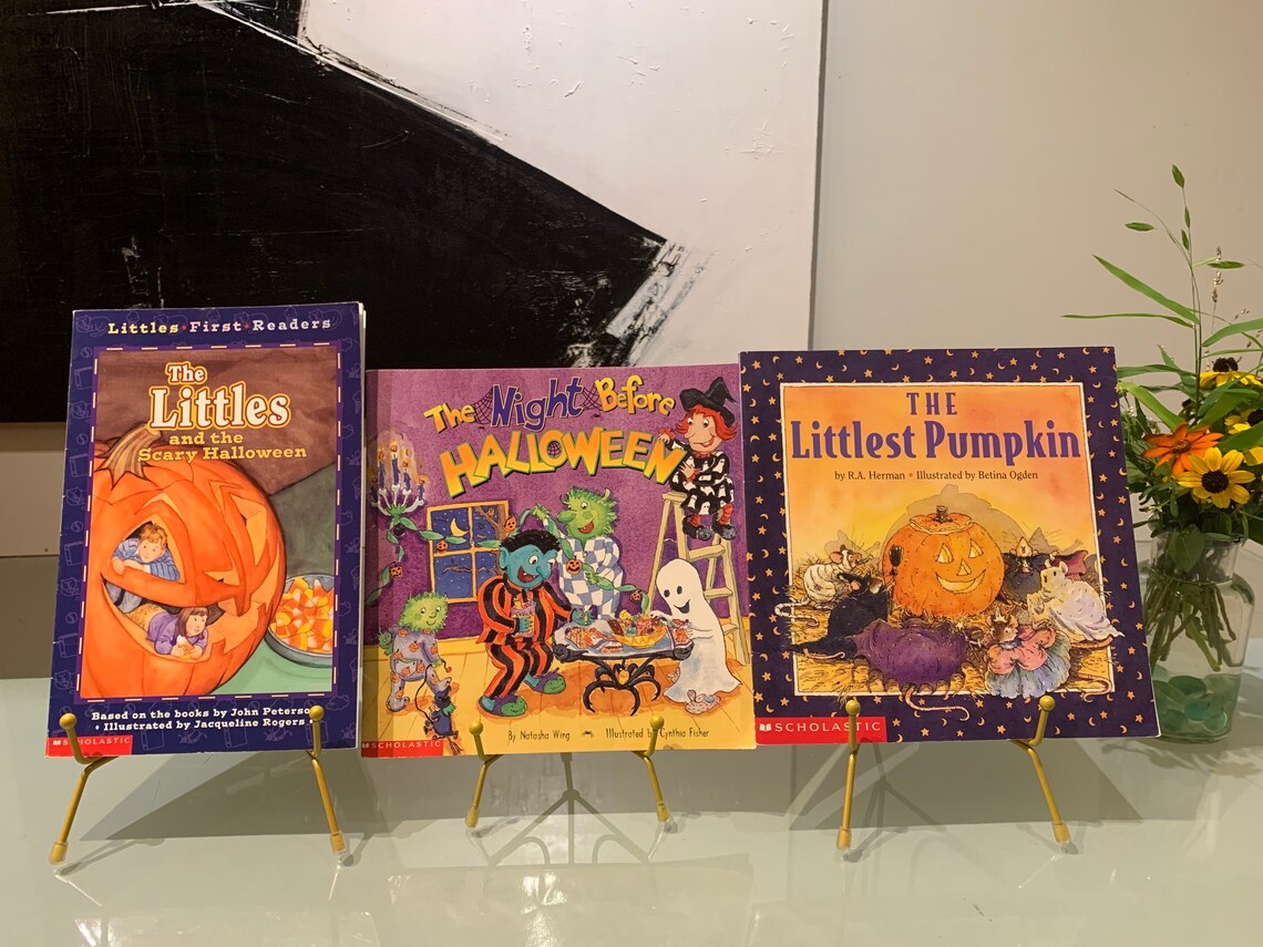 SCHOLASTIC Halloween Themed Vintage Books. 1999-2001. | Etsy
