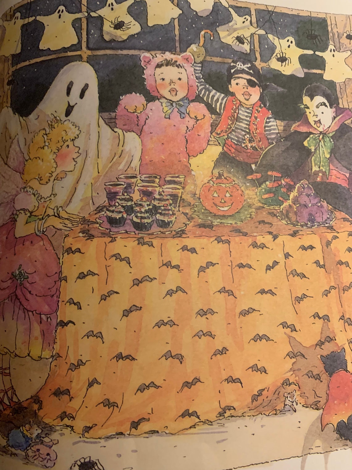 SCHOLASTIC Halloween Themed Vintage Books. 1999-2001. | Etsy