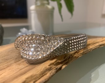 Vintage Rhinestone Hinge Bangle/Bracelet