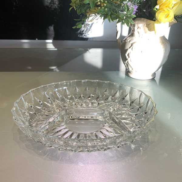 Vintage Diamond Cut Crystal Divided Relish Dish. Please read the description.