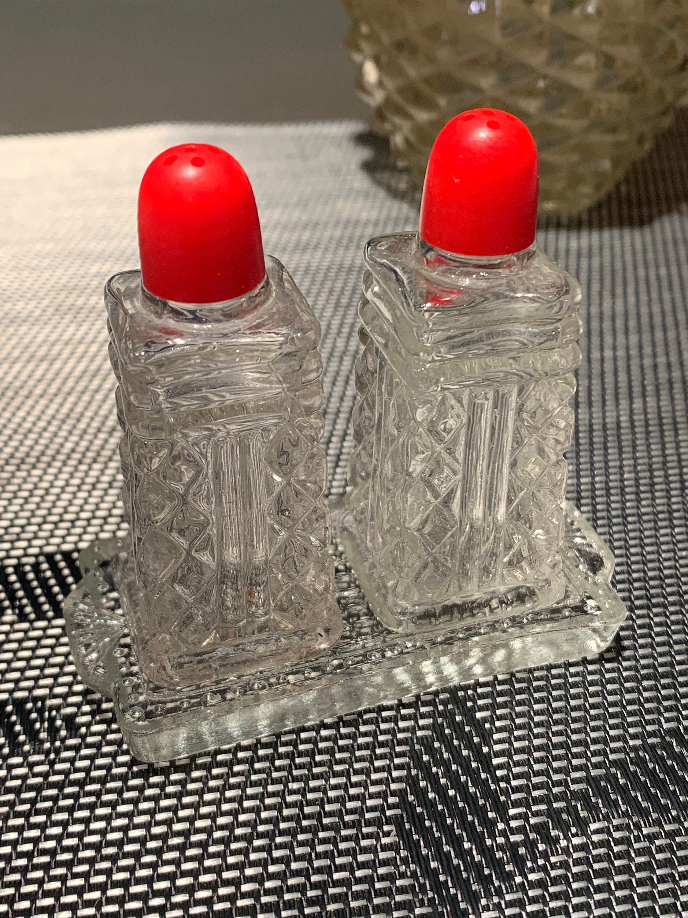 Vintage Pressed Glass Salt and Pepper Shakers With Tray