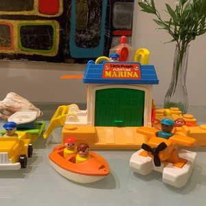 Little people floating best sale marina
