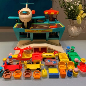 Vintage Fisher Price Play Family Deluxe Little People Airport with Extras Please Read the Description. image 2