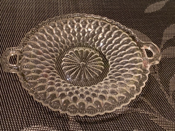 Vintage MCM Pressed Glass Trinket Dish with Handl… - image 6