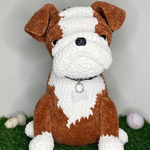 Jumbo Crocheted English Bulldog/MADE TO ORDER
