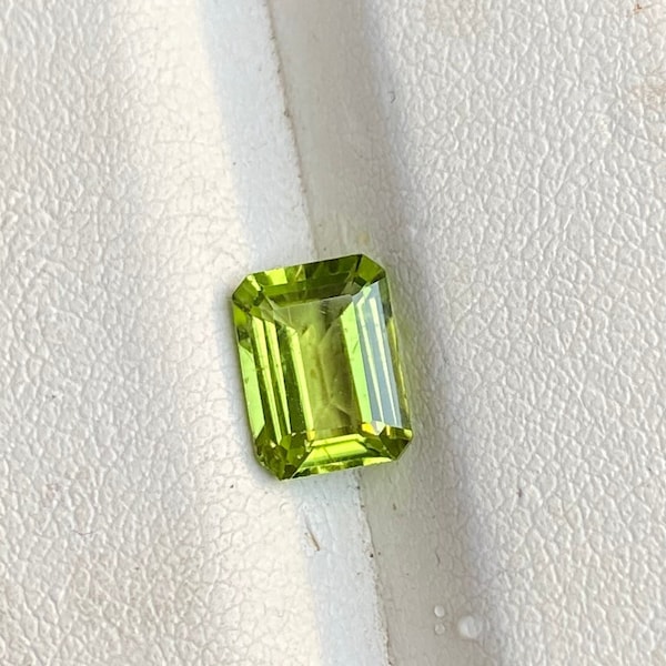 Natural Peridot, Peridot Octagon Shape, Peridot Emerald Cut, Peridot , 8X6X3 MM Peridot, August Birthstone, 1.30 Carat Peridot,Green Peridot