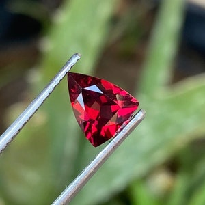 Natural Rhodolite Garnet, Rhodolite Garnet Fancy Shape, 8 MM Rhodolite Garnet, Red Rhodolite Garnet, January birthstone, 1.25 Carat.
