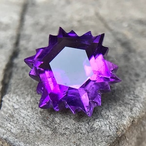 Natural Amethyst, Amethyst Snowflake Cut, 8 mm Snowflake Cut Amethyst, Snowflake cut gemstone, 1.20 Ct Purple amethyst, amethyst Hexagon