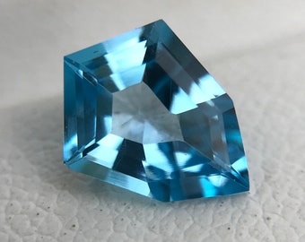 Swiss Blue Topaz Gemstone: 1 Carat Fancy Cut, December Birthstone