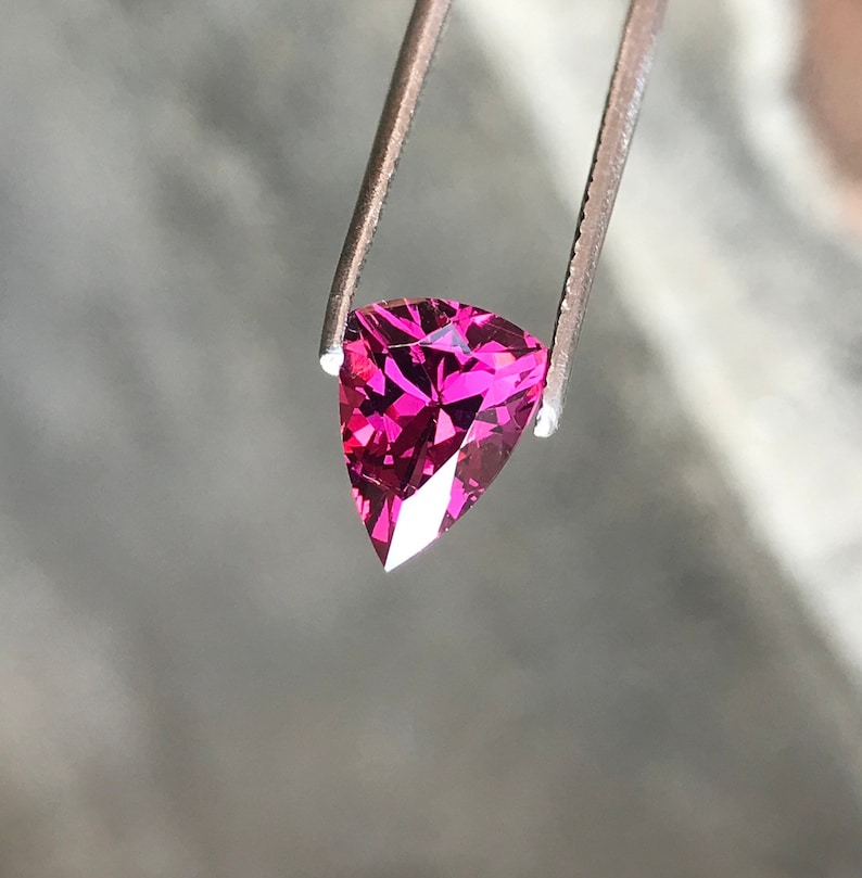 Natural 2.40 Carat Pink Rhodolite Garnet: 9.5mm Fancy Trillion Cut ...