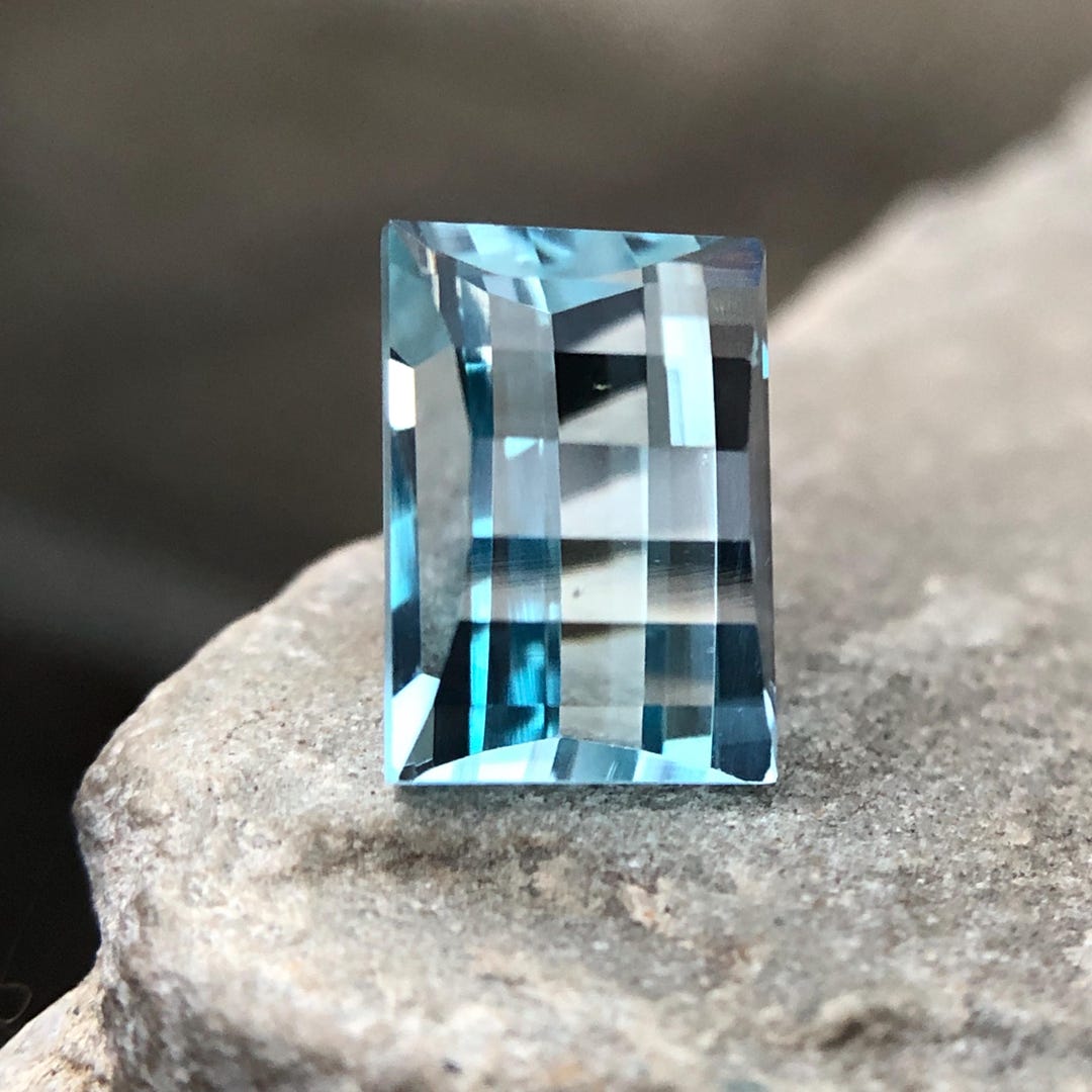 6 Carat Sky Blue Topaz: 11mm Pixel Cut Rectangle Gemstone - Etsy