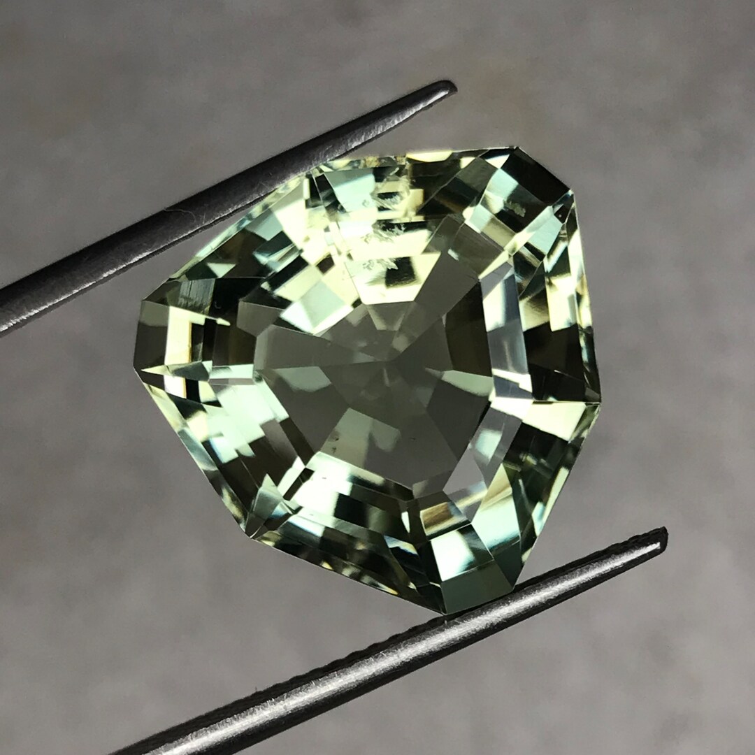 19MM Triangle Prasiolite: Green Amethyst Gemstone, 22.30 Carat - Etsy