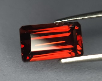 Red Garnet Emerald Cut octagon 9mm 2.50 Ct Natural January Birthstone For jewellery.