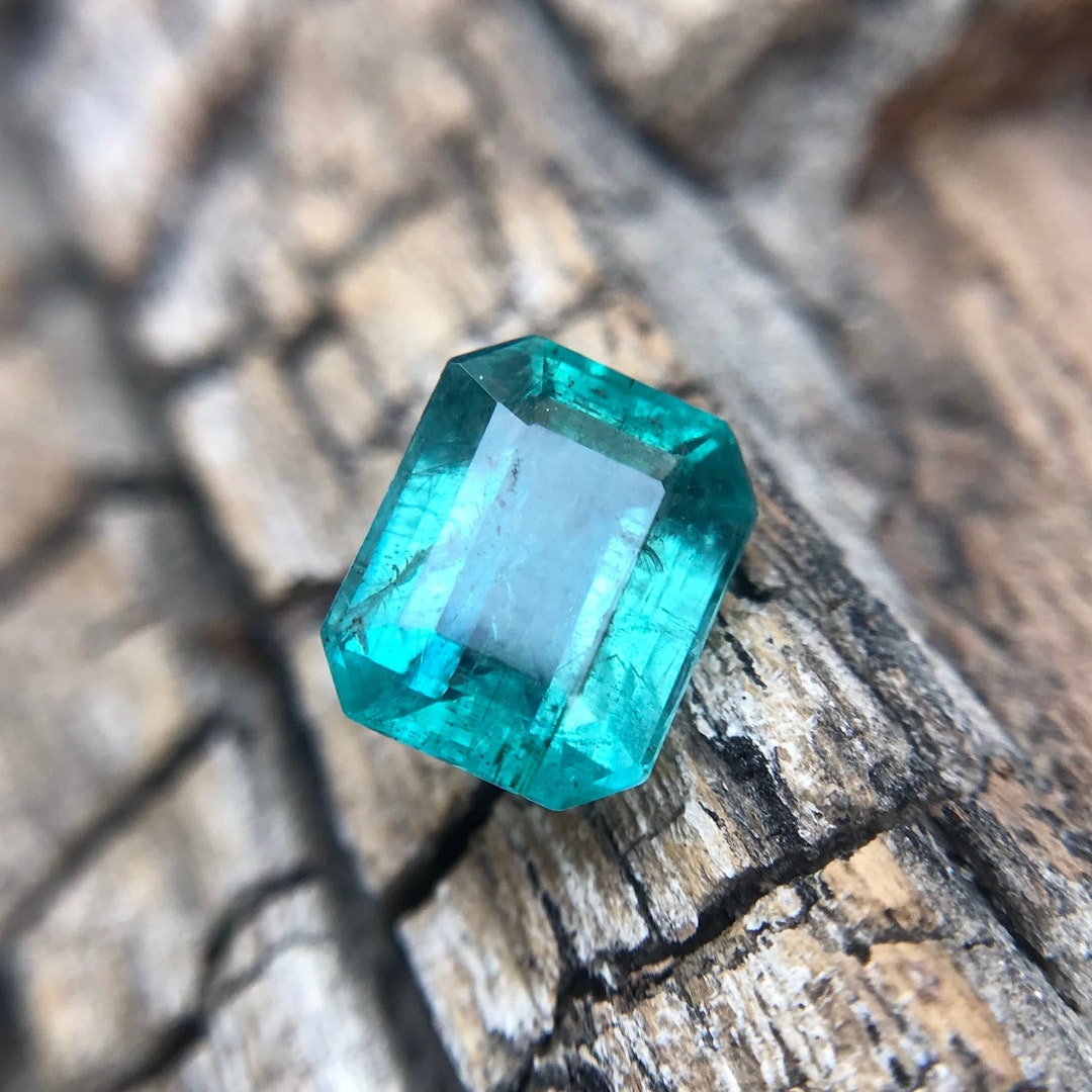 Natural Emerald, Vivid Green Blue Emerald, 7.5 MM Emerald Cut Octagon ...