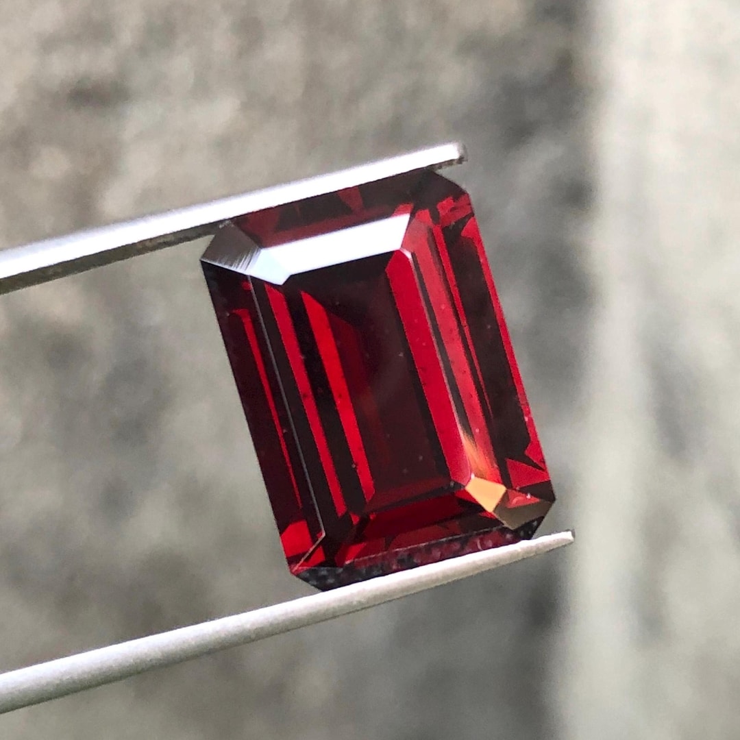 Natural Red Garnet 12.20 Ct 14.5 MM Emerald Cut Octagon January ...