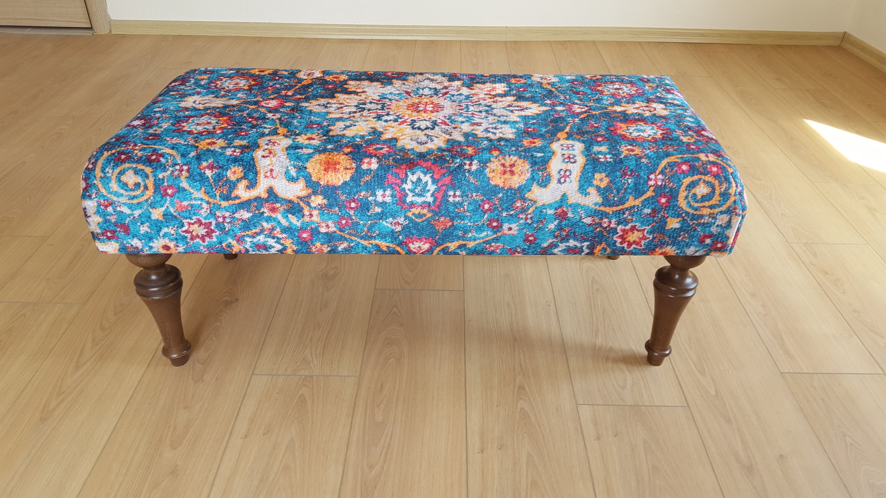 Rustic Bench Pattern Low Coffee Table , Wooden Leg Bench , Handmade Upholstery , Modern ...