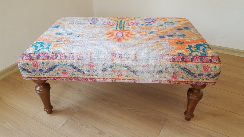 Tapijt Frontdoor Bank, Gestoffeerde Bank, Boho Bench Decor, Handgemaakte Kelim Bank, Lederen Ottomaanse Poef, Ottomaanse Boho Bank afbeelding 2