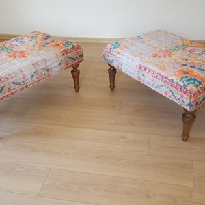 Tapijt Frontdoor Bank, Gestoffeerde Bank, Boho Bench Decor, Handgemaakte Kelim Bank, Lederen Ottomaanse Poef, Ottomaanse Boho Bank afbeelding 4