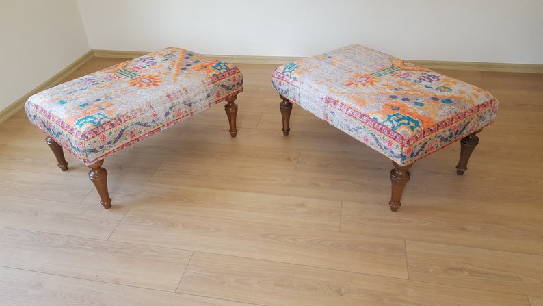 Tapijt Frontdoor Bank, Gestoffeerde Bank, Boho Bench Decor, Handgemaakte Kelim Bank, Lederen Ottomaanse Poef, Ottomaanse Boho Bank afbeelding 4