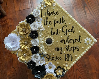 Custom Graduation Cap Topper Personalized Grad Cap - Senior Class Of Gift, Tassel Grad Quote, Grad Decoration Calligraphy, Cap Floral Design