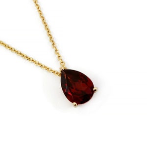 Garnet Necklace / 9k 14k 18k Gold Garnet Necklace / Classic Garnet Necklace / Mini Garnet Necklace / January Birthstone Necklace